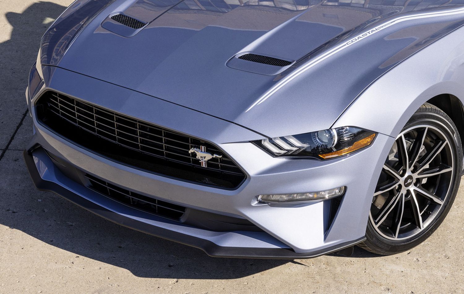 Ford Mustang - Image 2